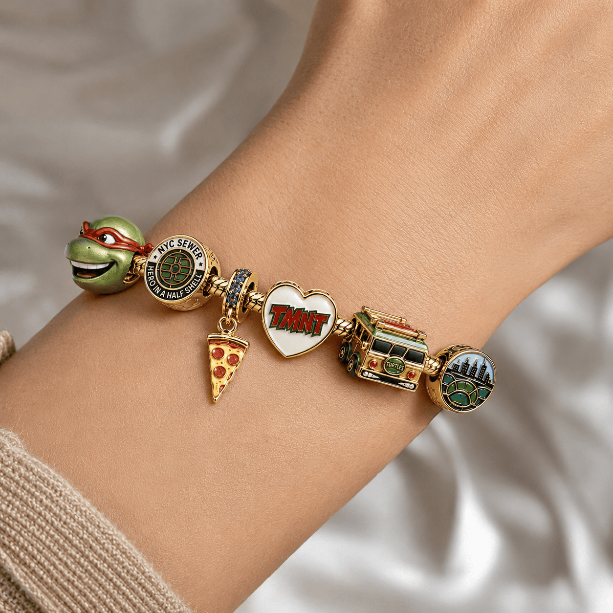 NJT Gold Charm Bracelet Set TTN